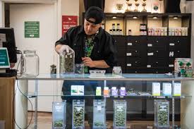 cannabis store near edwards co